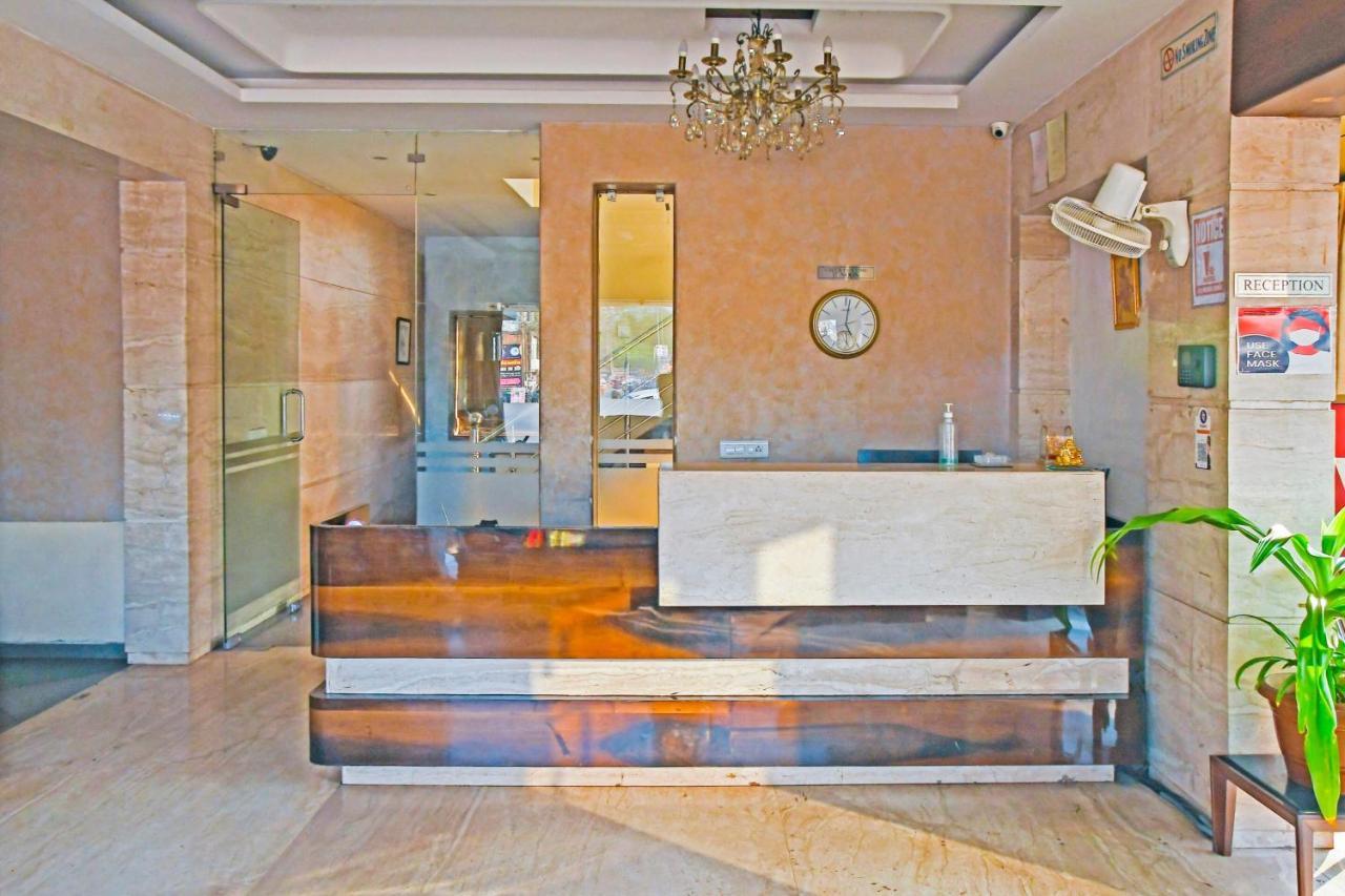 Townhouse 900 Hotel Surya Palace Bhilai Bagian luar foto