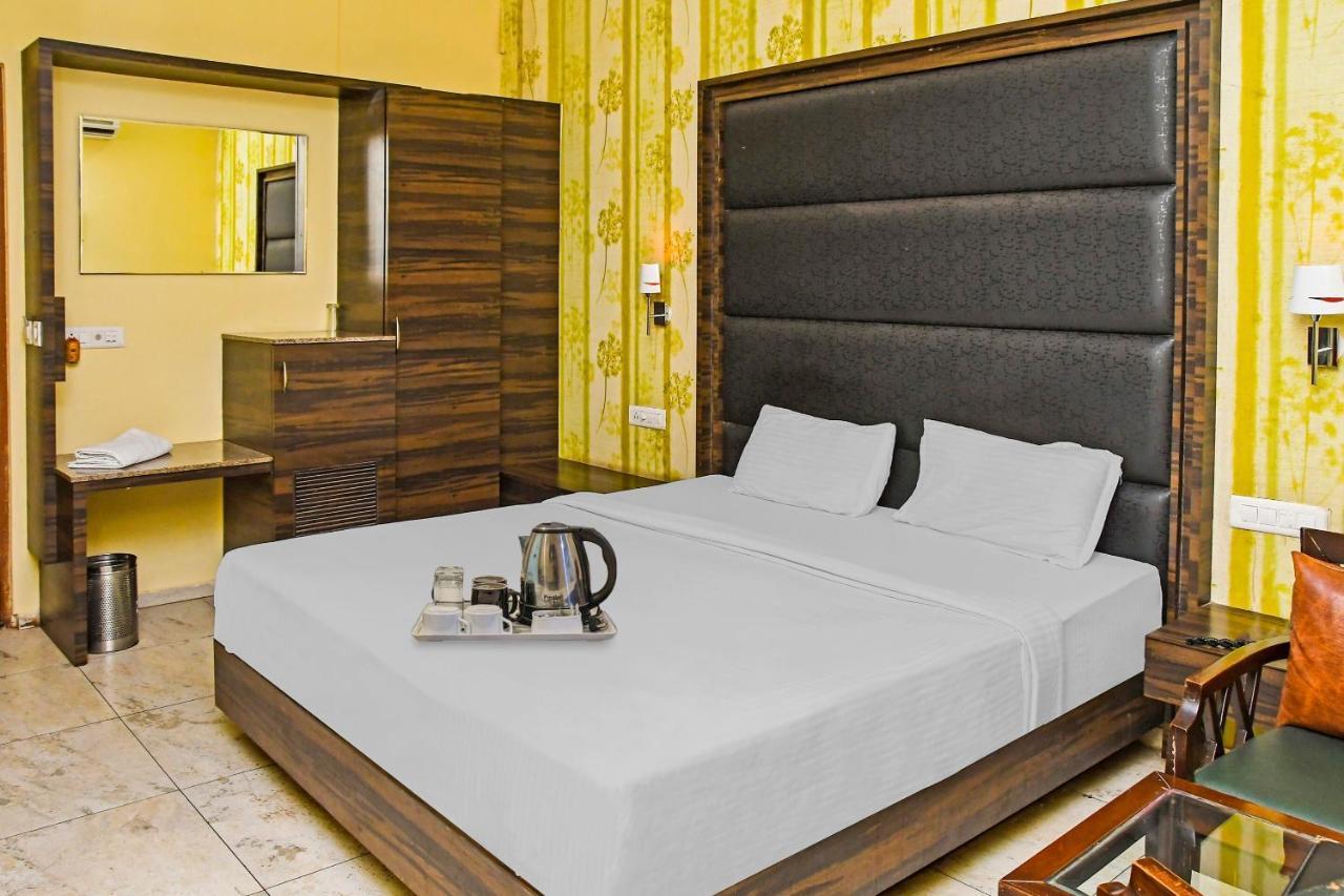 Townhouse 900 Hotel Surya Palace Bhilai Bagian luar foto