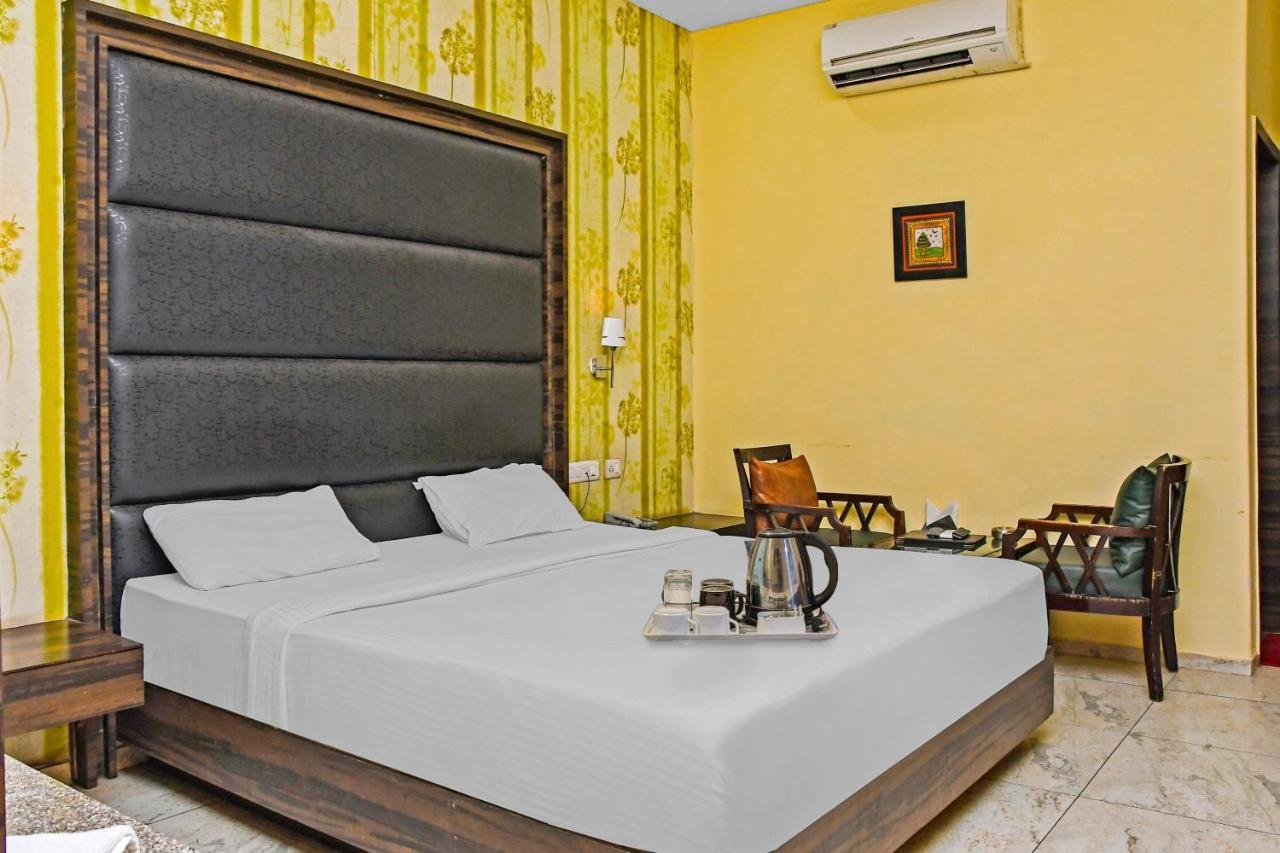 Townhouse 900 Hotel Surya Palace Bhilai Bagian luar foto