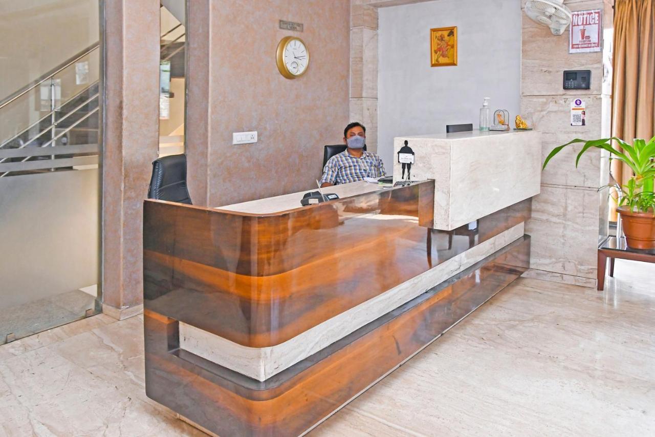 Townhouse 900 Hotel Surya Palace Bhilai Bagian luar foto
