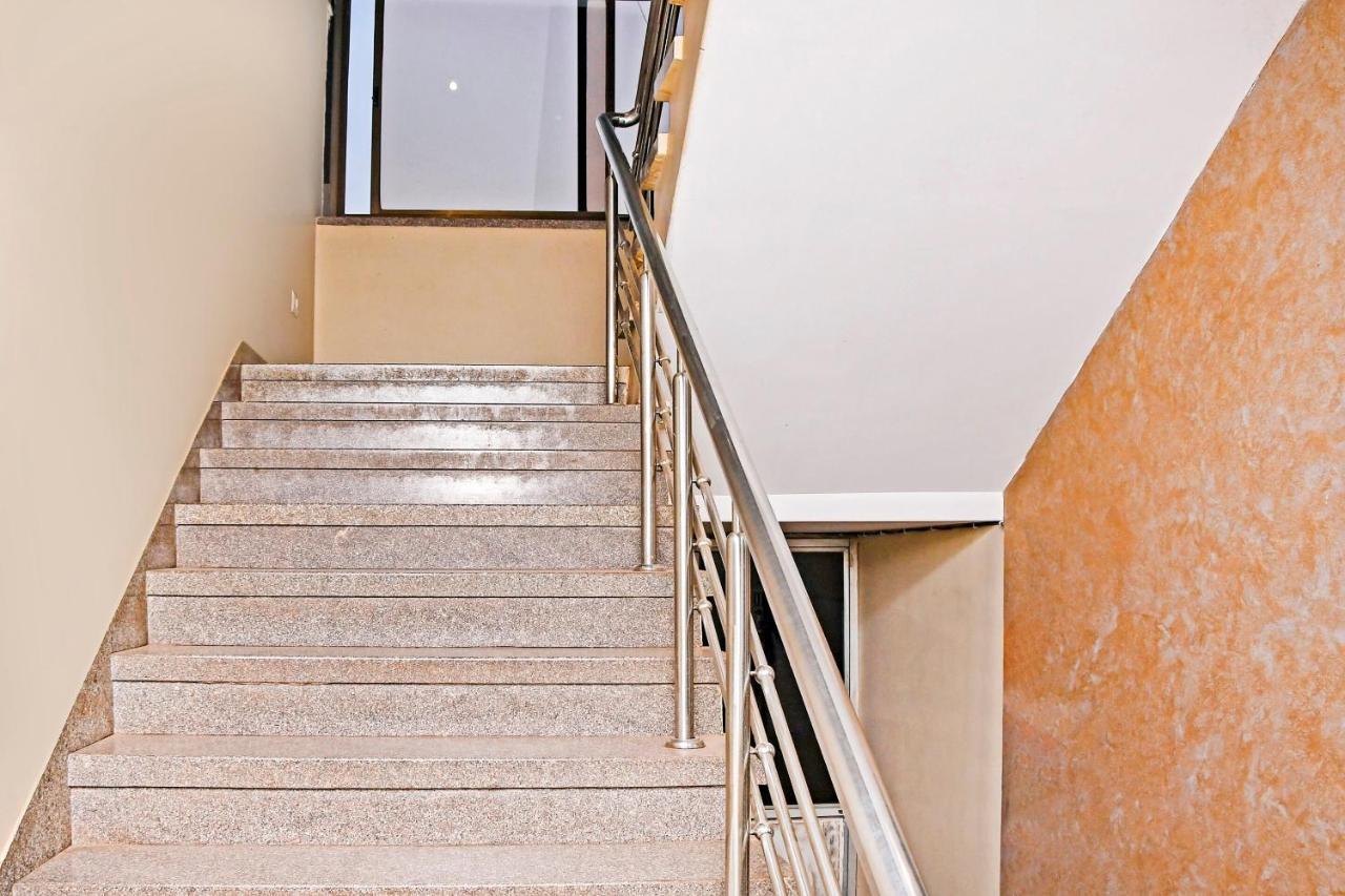 Townhouse 900 Hotel Surya Palace Bhilai Bagian luar foto